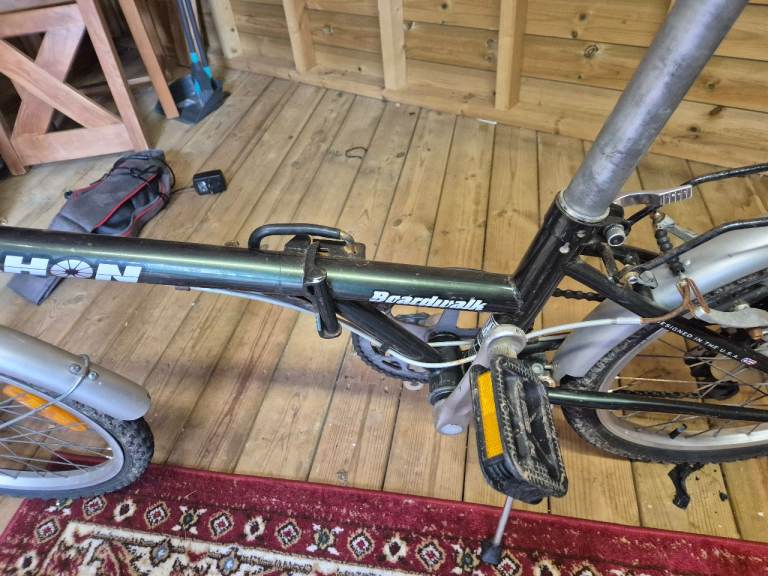 Dahon Boardwalk Bike – Green, Good Condition