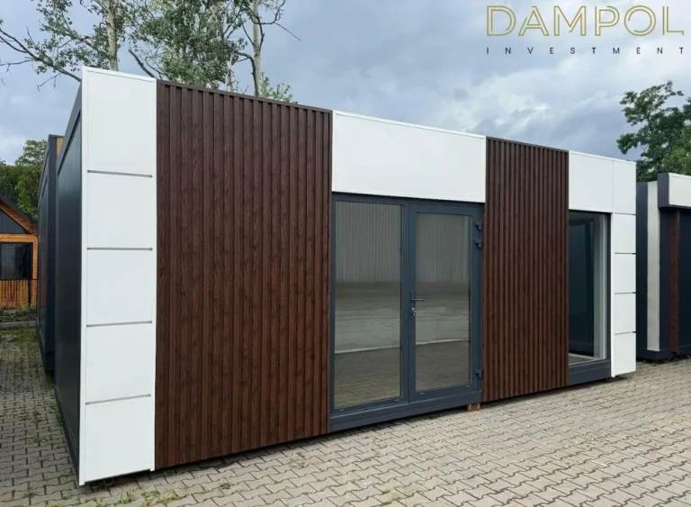 P-42 Modular Office 7 m × 3 m (23′0″ × 9′10″)