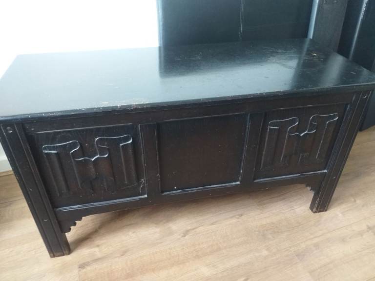 ottoman/storage blanket box