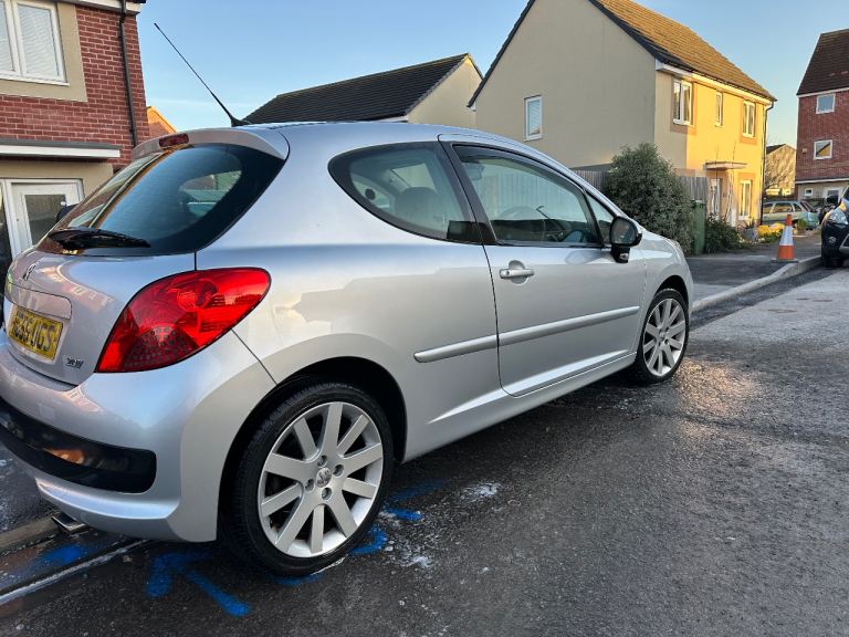 Peugeot, 207, Hatchback, 2006, Manual, 1598 (cc), 3 doors