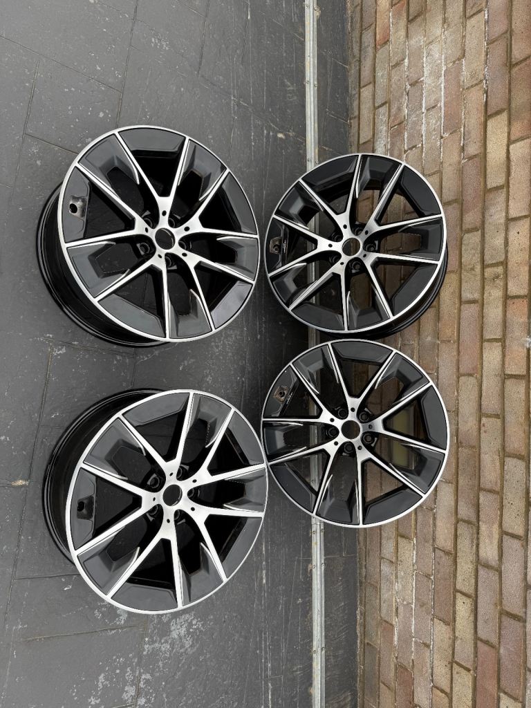 GENUINE BMW 5 SERIES 1001M G30 G31 20”ALLOY 6895212 / 6895213 M-SPORT ALLOY WHEELS