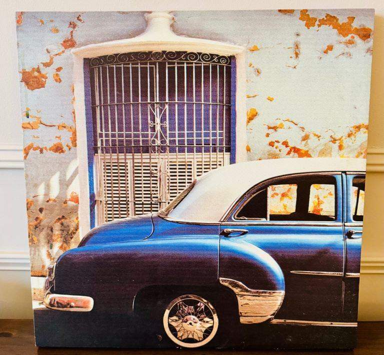 Large Canvas Picture - Classic Car Scene