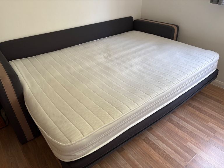 FREE double mattress 