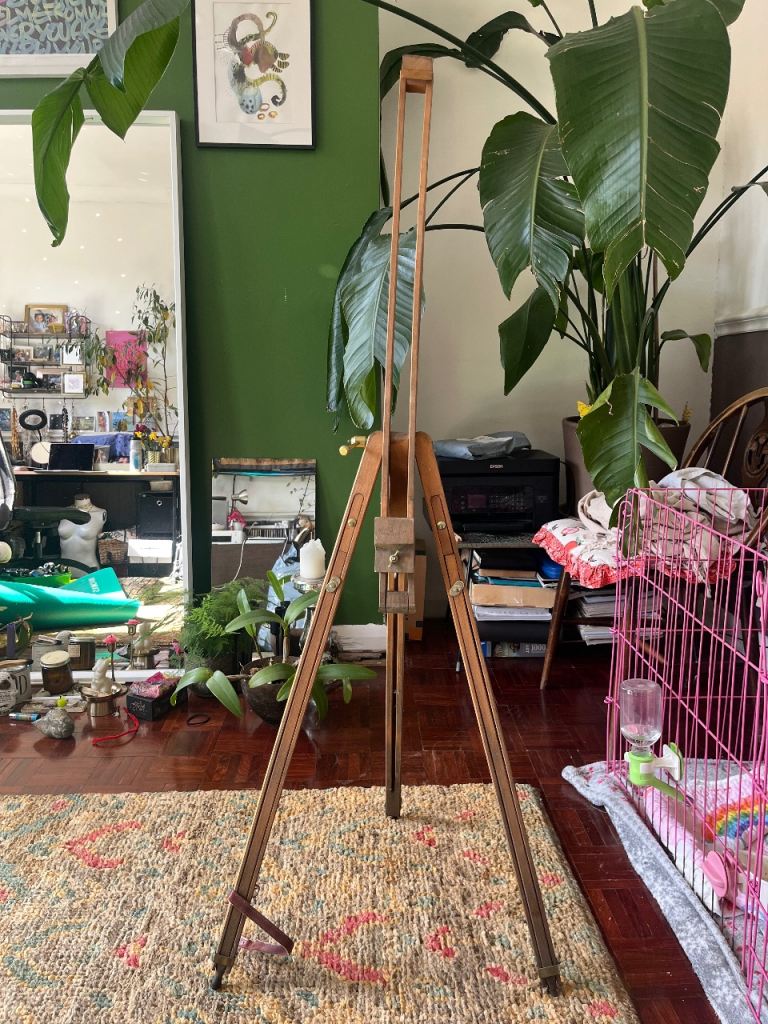 Wooden Winsor & Newton Easel