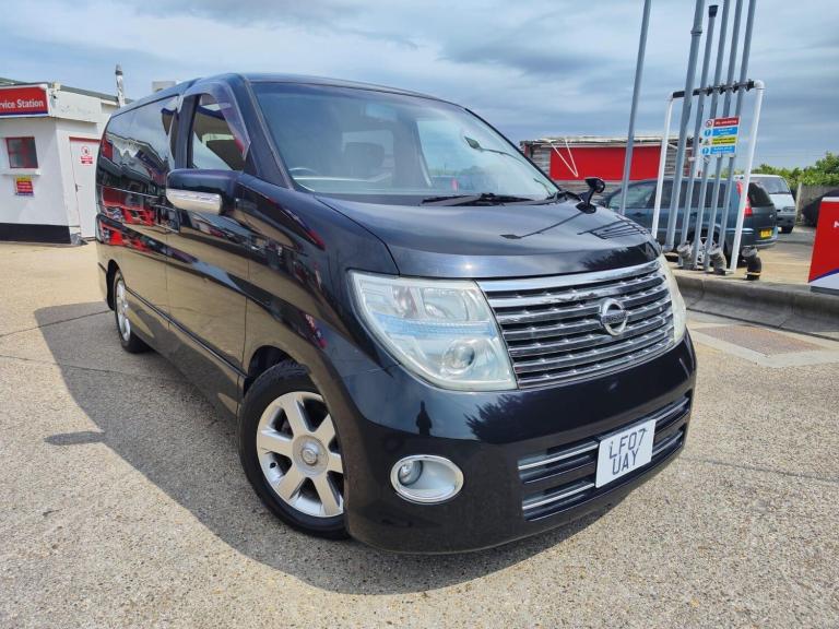 2007 Nissan Elgrand HIGHWAYSTAR 3.5 V6 PETROL 2007(07) 8 LEATHER SEATS MPV Petrol Automatic