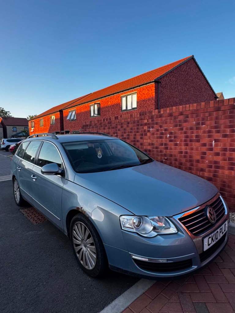 Volkswagen, PASSAT, Estate, 2010, Manual, 1968 (cc), 5 doors