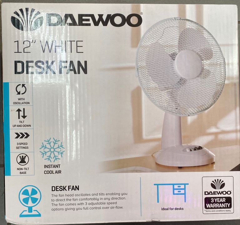 Daewoo 12" White Desk Fan
