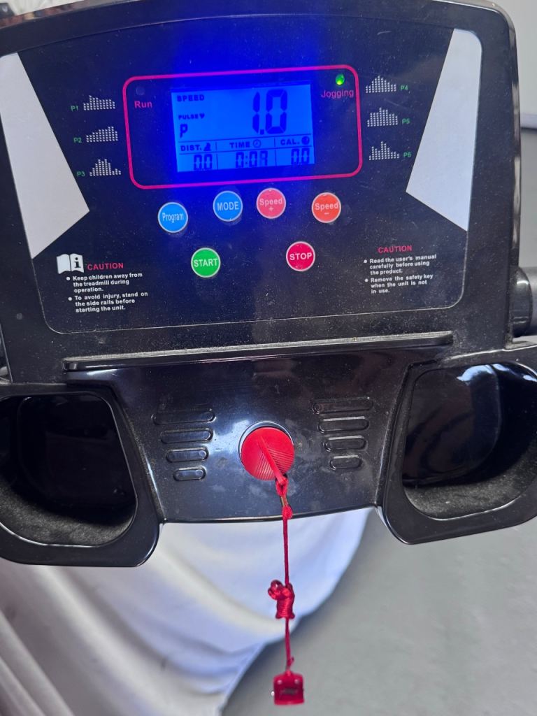 Home Treadmill with Digital Display – Good Condition