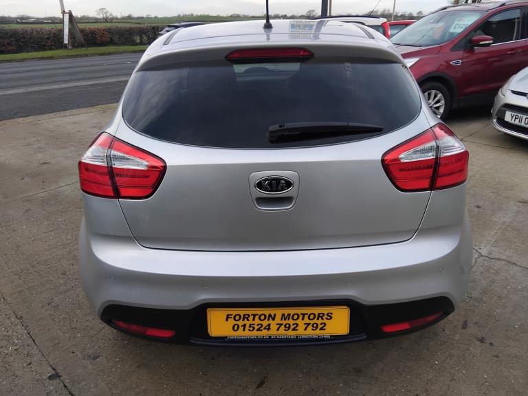 2011 Kia Rio 1.4 3 5 DOOR HATCHBACK VERY ECONOMICAL  FULL MOT AND SERVICE  HATCHBACK Petrol Manual