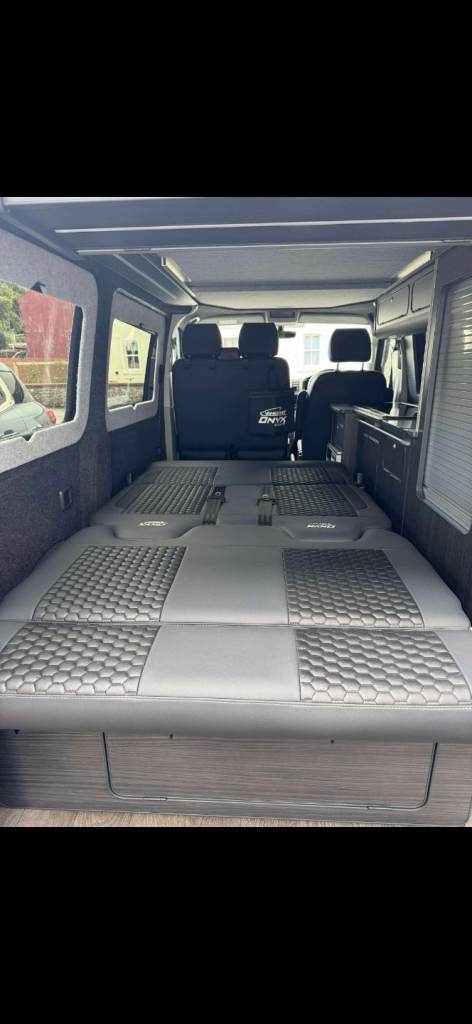 Volkswagen Transporter pop top camper campervan motorhome rv