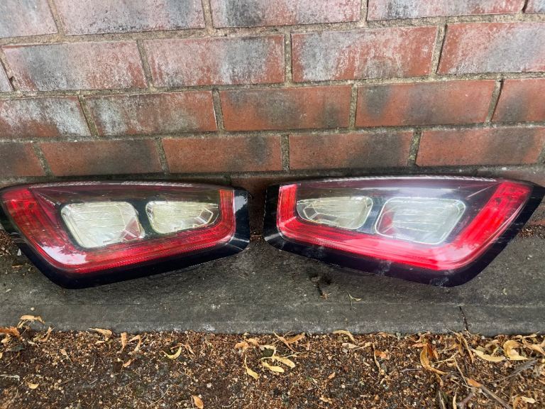 2014 Fiat punto tailights 
