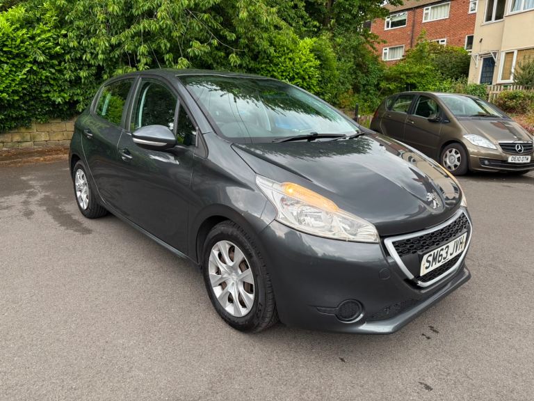 Peugeot 208 1.2 VTi Access+ 5 Door