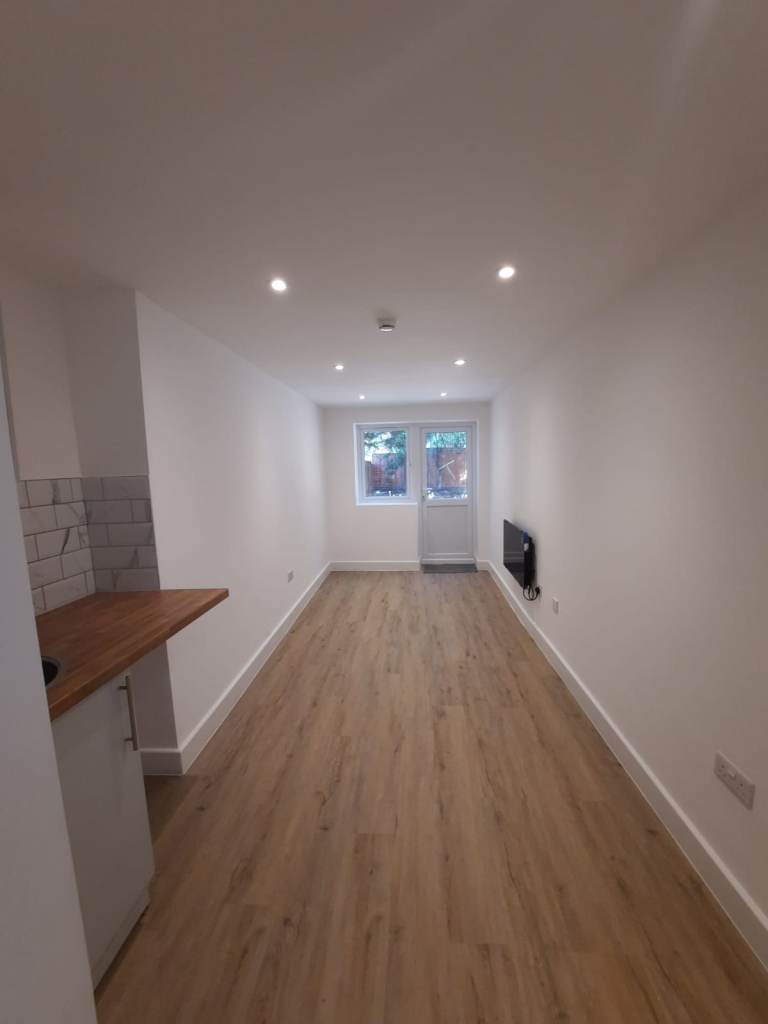 Studio Room Available – Archway Road, London, N6 DSS APPLICANT ACCEPTED 