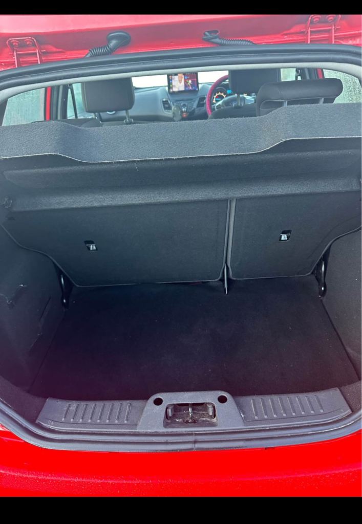 Ford, FIESTA, Hatchback, 2013, Semi-Auto, 1597 (cc), 5 doors