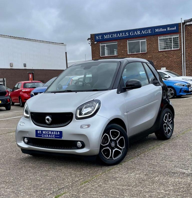 2018 smart fortwo 0.9 fortwo Prime Premium+ T Auto 2dr Convertible Petrol Automatic