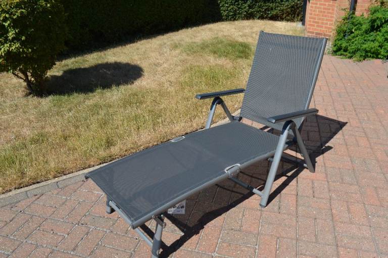  Garden Sun Lounger – Adjustable, Good Condition
