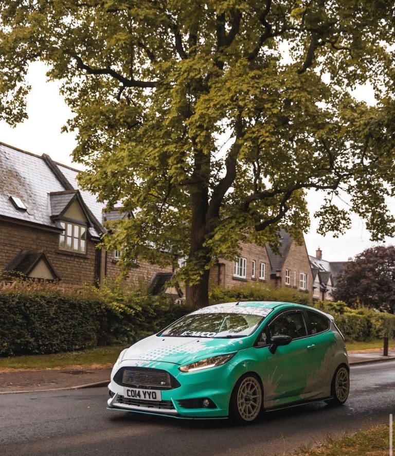 Ford, FIESTA, Hatchback, 2015, Manual, 1596 (cc), 3 doors