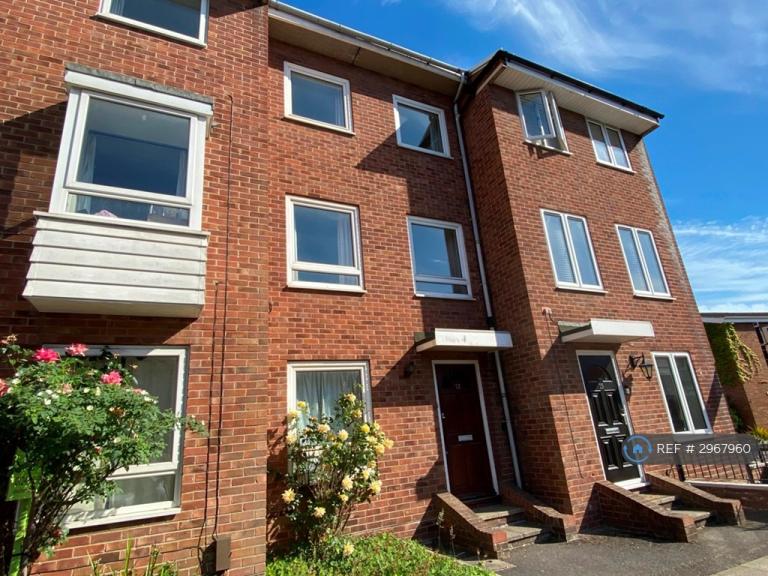 4 bedroom house in Warblington Street, Portsmouth, PO1 (4 bed) (#2967960)
