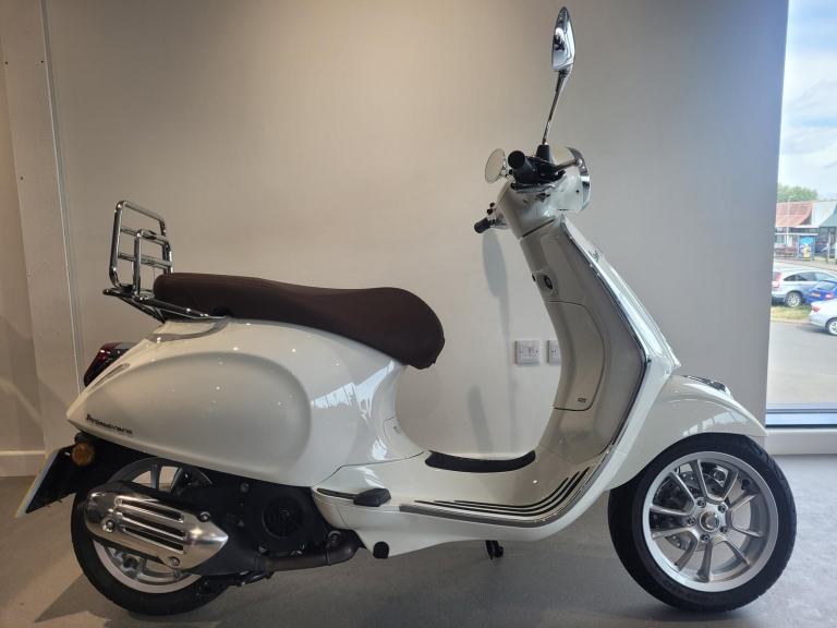 2024 VESPA PRIMAVERA 125, '24 Plate with 1607 miles