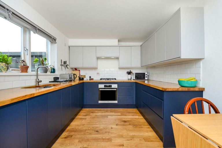 2 bedroom house for rent