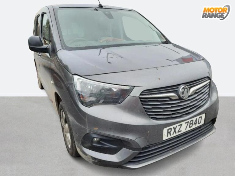 2022 Vauxhall Combo Life 1.5 Turbo D SE 5dr Crossover/SUV DIESEL Manual