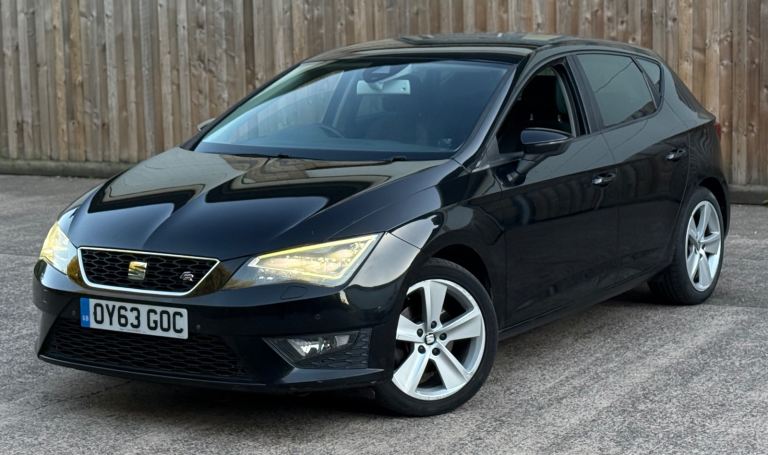 Seat, LEON, Hatchback, 2013, Semi-Auto, 1968 (cc), 5 doors
