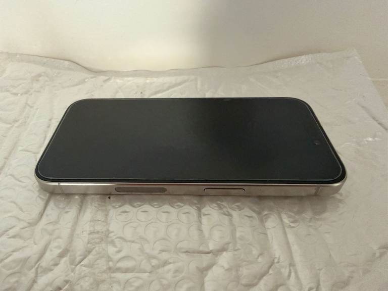 Apple iPhone 15 Pro 256GB Silver Titanium