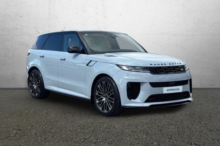LAND ROVER RANGE ROVER SPORT 4.4 P635 V8 SV 5dr Auto