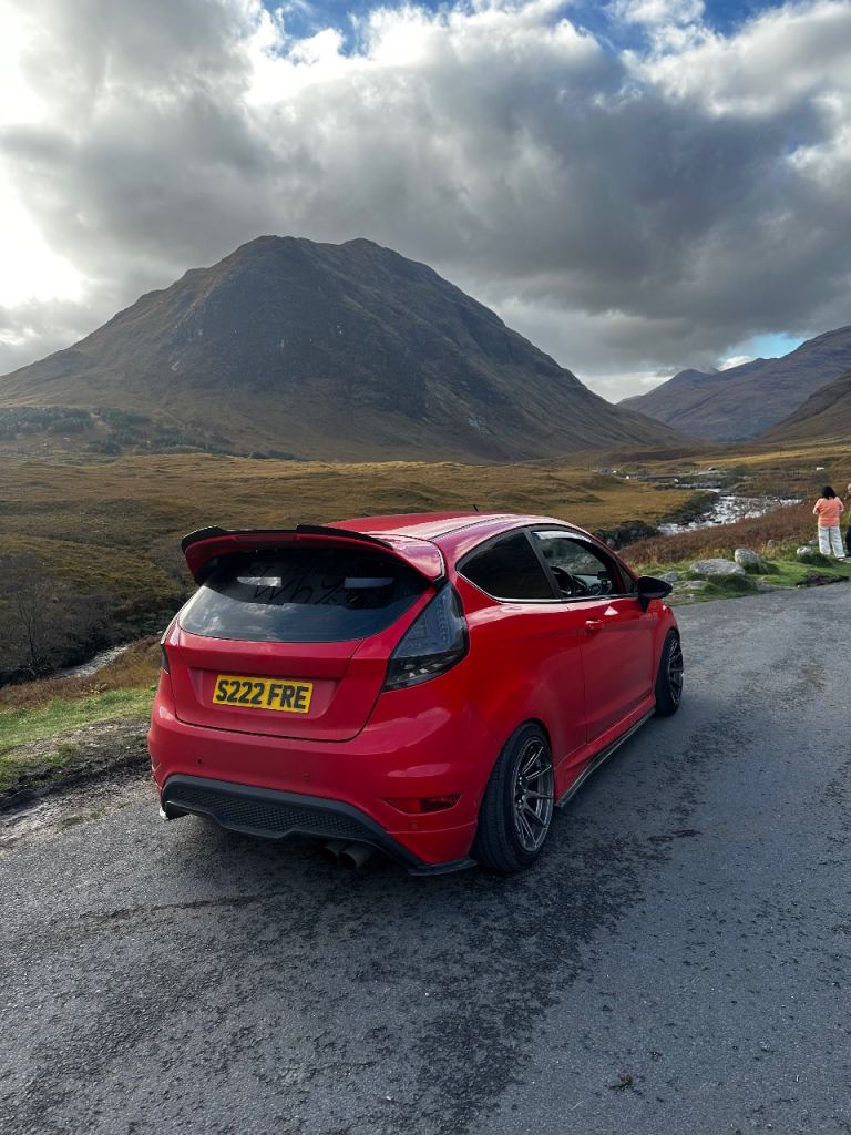 image for Ford fiesta breaking 