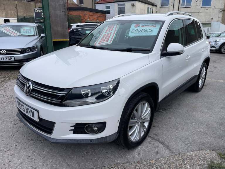 2013 Volkswagen Tiguan 2.0 TDi BlueMotion Tech SE 5dr ESTATE Diesel Manual