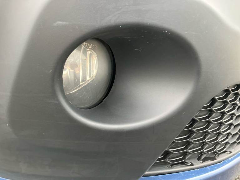 2020 Renault Trafic LL30 ENERGY dCi 120 Sport Nav 9 Seater Standard Roof Minibus DIESEL Manual