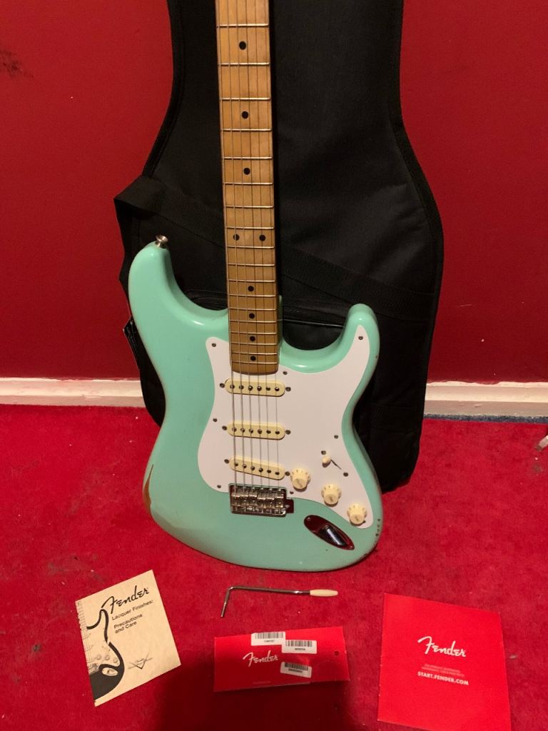 Fender Stratocaster Vintera Roadworn 