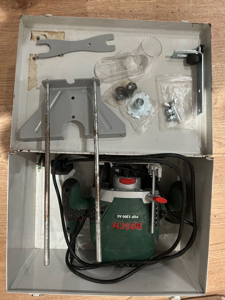 1/2 Bosch router