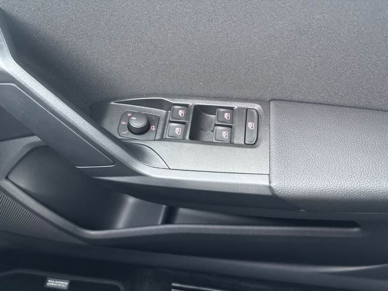 2025 SEAT Arona 1.0 TSI 115 FR Black Edition 5dr Hatchback PETROL Manual