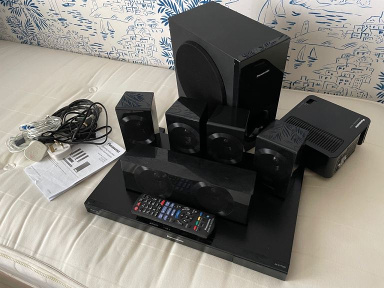 Blue-Ray DVD player with surround sound.