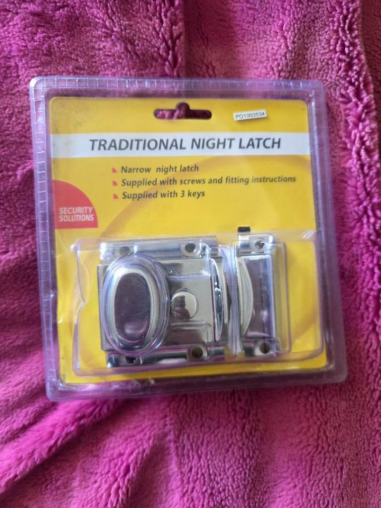 Hiatt Traditional Narrow Night Latch - Chrome Finish - New & Sealed - 3 Keys