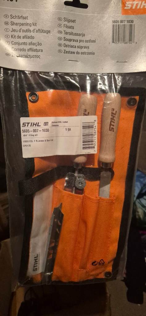 Chainsaw filing kit