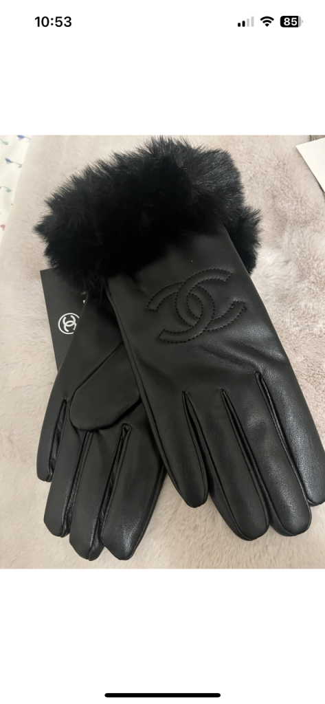 Inspired black gloves 