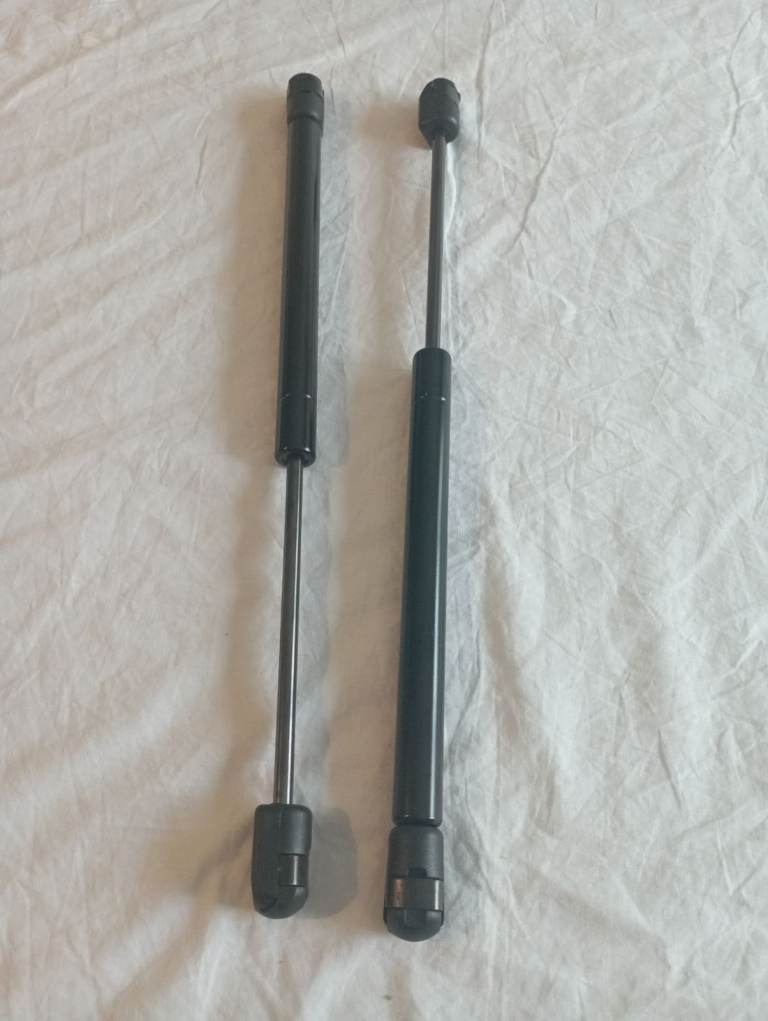 Tailgate gas struts 13in 35cm 