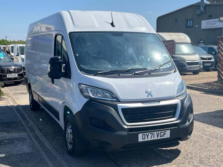 2021 Peugeot Boxer 2.2 BlueHDi H2 Professional Van 140ps PANEL VAN DIESEL Manual