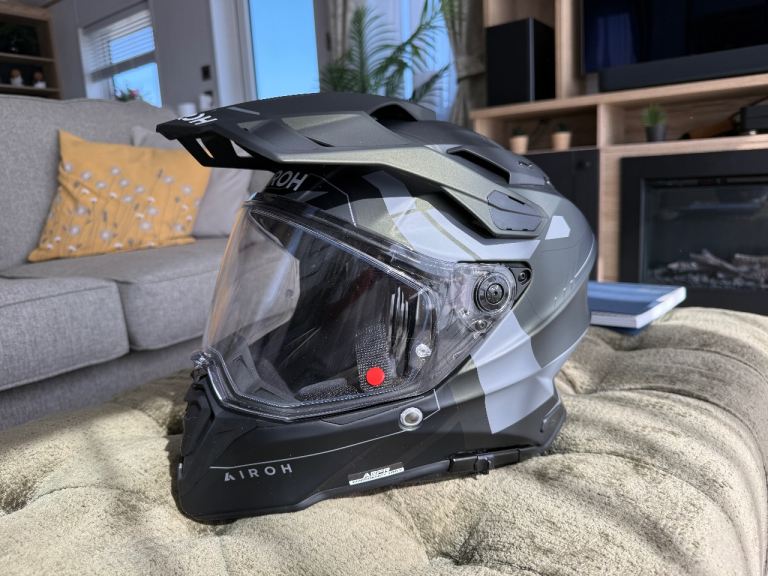 Airoh Airoh Commander 2 - Reveal Military Green Size L