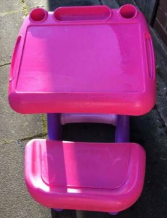 Children desk and chair drawing table 