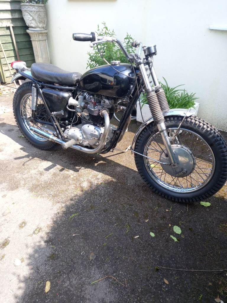 Triumph bonnieville 1970 