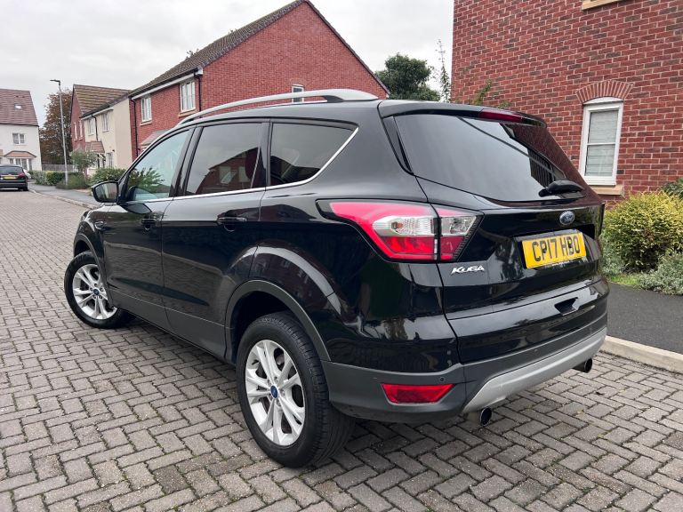 Ford, KUGA, Hatchback, 2017, Manual, 1498 (cc), 5 doors