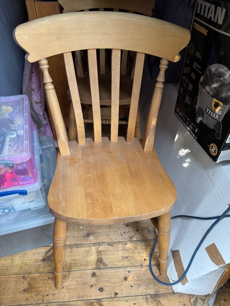 Solid American Oak Dining Table & Chairs