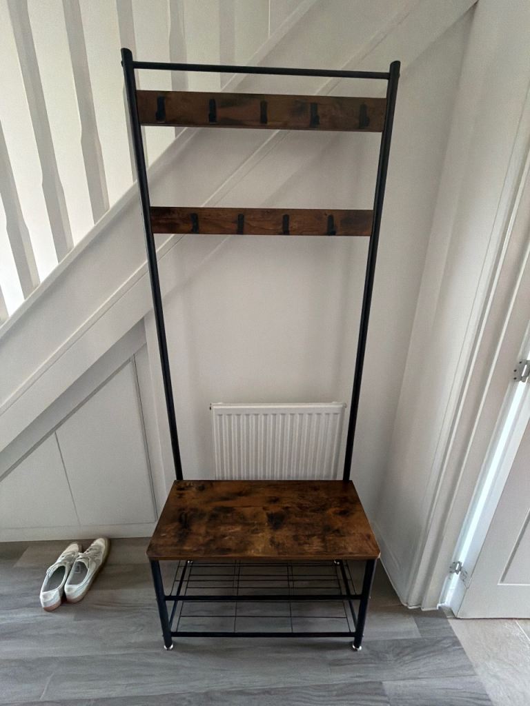 Coat hanger and shoe stand 