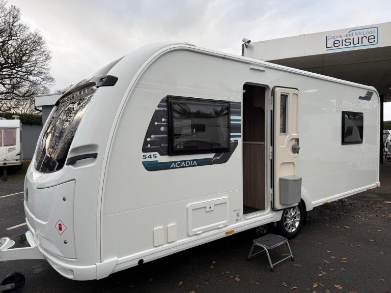 2021 COACHMAN ACADIA 545, ISLAND BED, ALDE, MOVER, SOLAR.