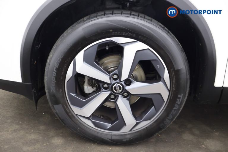 2021 Nissan Qashqai 1.3 DiG-T MH Premiere Edition 5dr HATCHBACK PETROL Manual