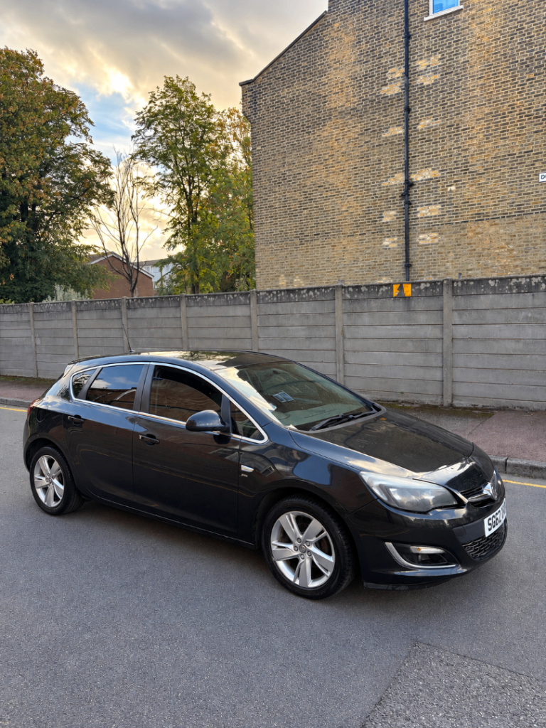 Vauxhall, ASTRA, Hatchback, 2012, Manual, 1398 (cc), 5 doors