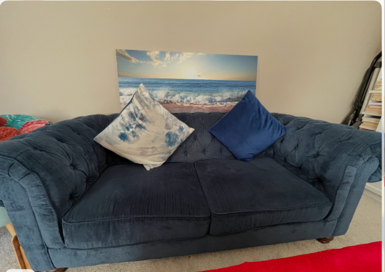 Navy Chesterfield Sofa | Collection Harrogate | Quick Sale